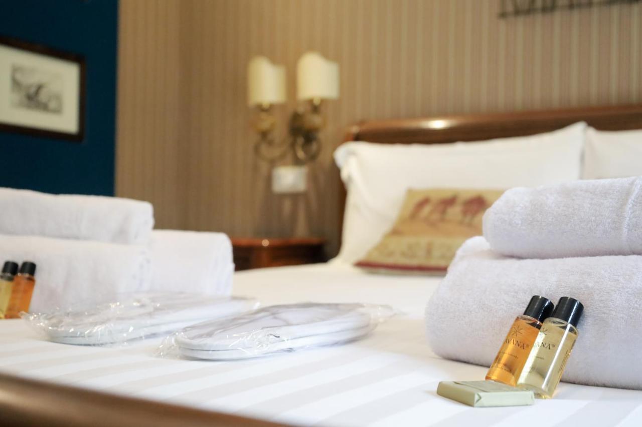 Hermitage Suites 萨萨里 外观 照片